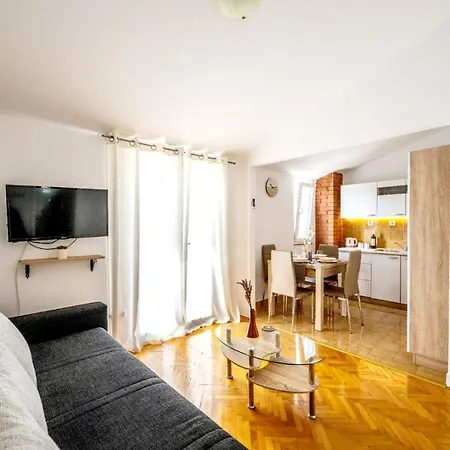 Amari-zaton Zaton (Sibenik-Knin)