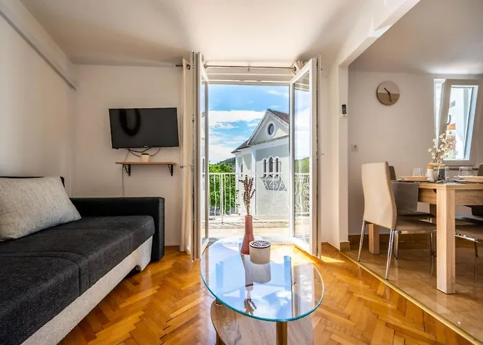 Amari-zaton * Zaton (Sibenik-Knin)