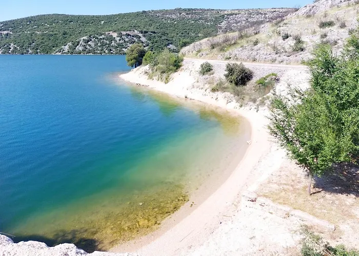 Amari-zaton דירה *